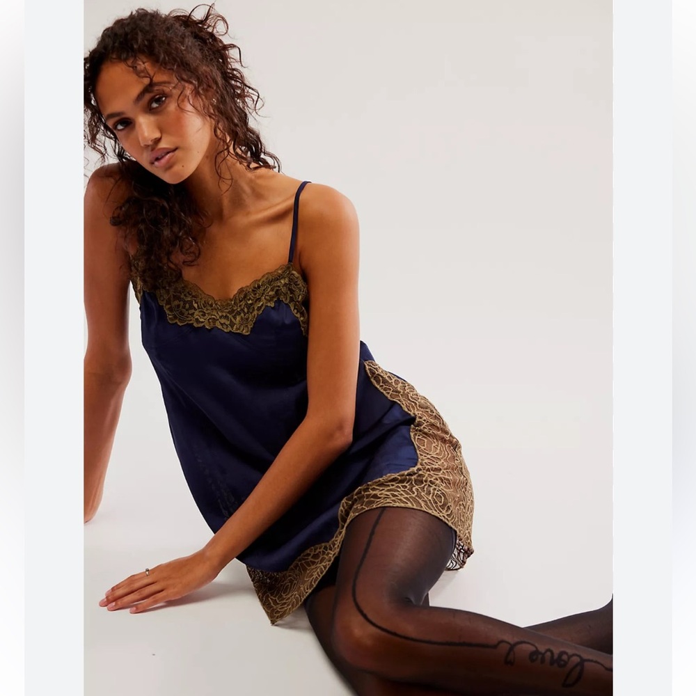 NWOT FREE PEOPLE ARIES RISING MINI SLIP DRESS SIZE XS